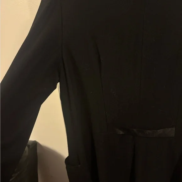 Stop Staring Black Coat with Faux Fur Trim - Picture 11 of 13